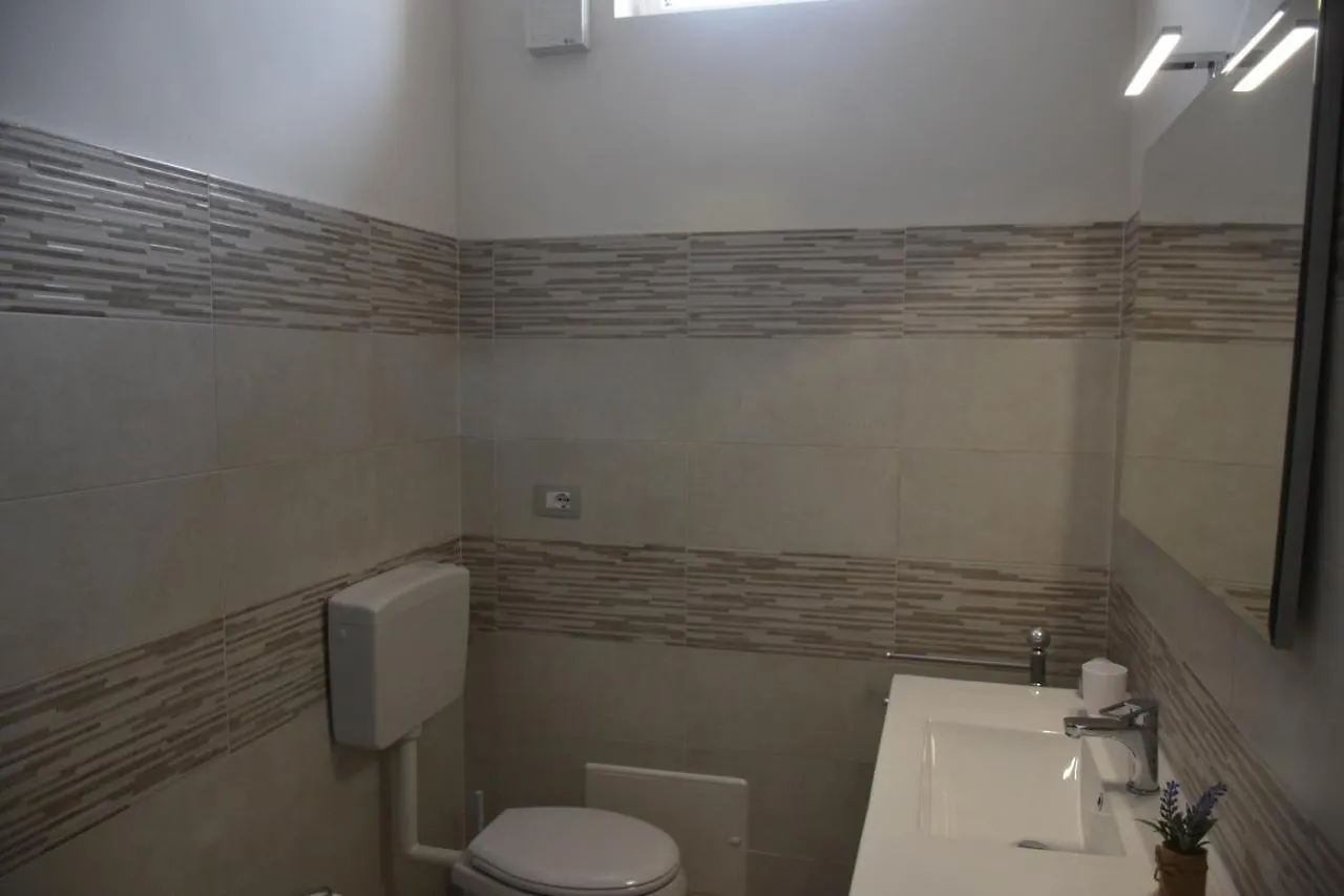 Nocleg ze śniadaniem Bed and Breakfast Sa Mariposa Muravera